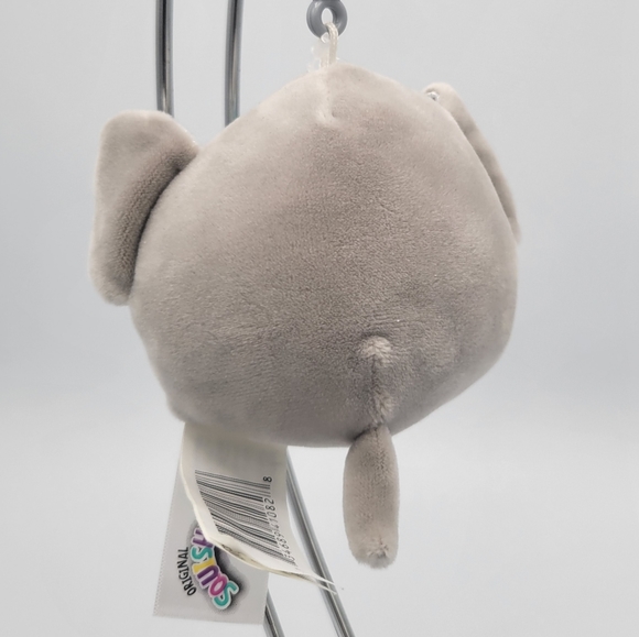 3.5" Cherish Clip Sparkly Elephant Claire's Exclusive 2021 Squishmallow NWT - Picture 2 of 3